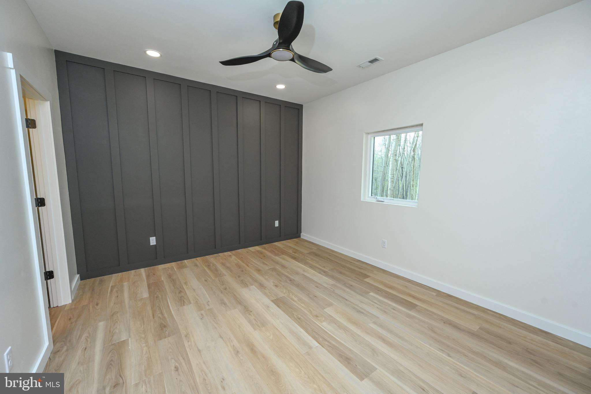 1350 Foy Rd
