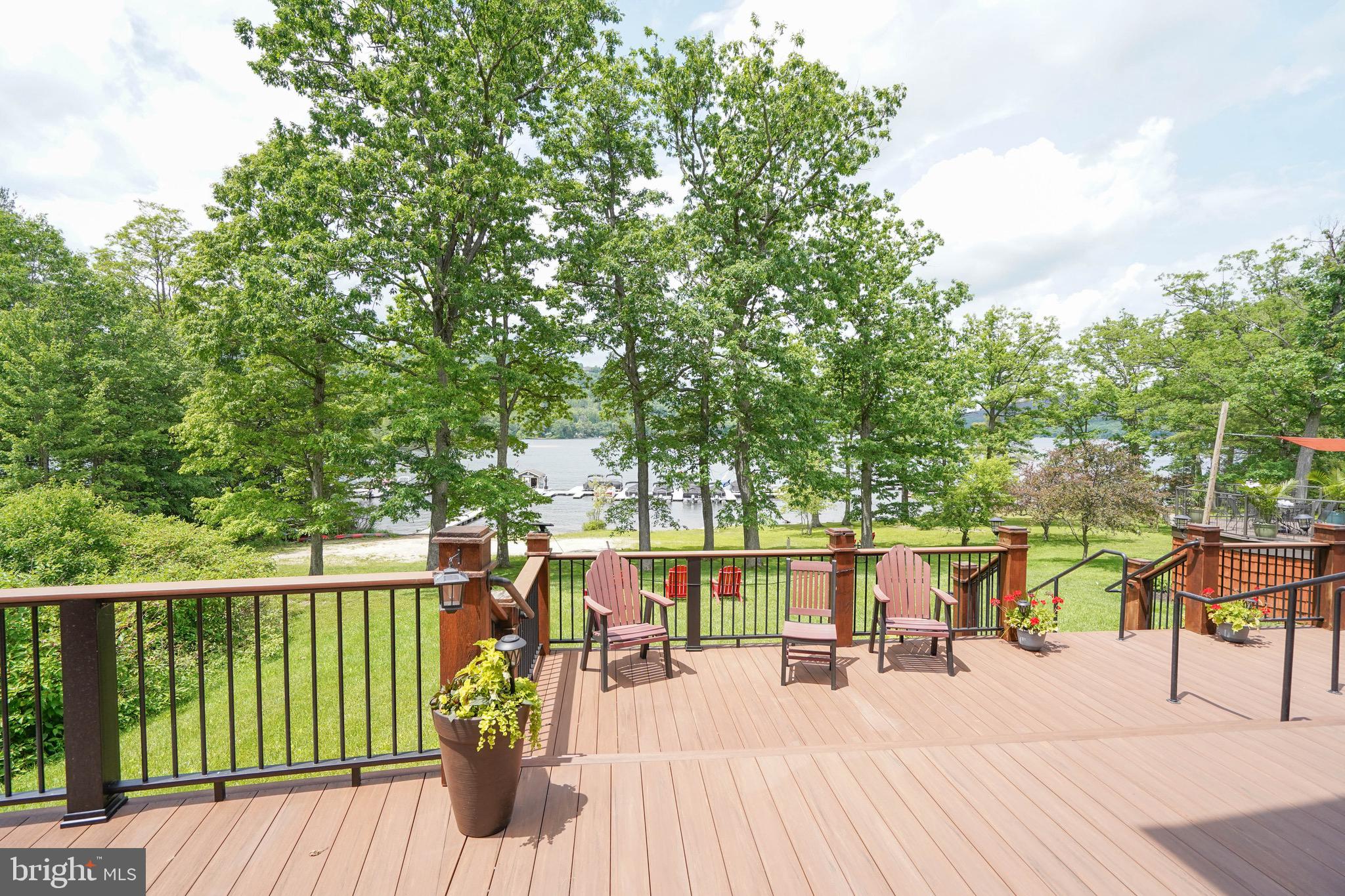 565 Glendale Rd #212