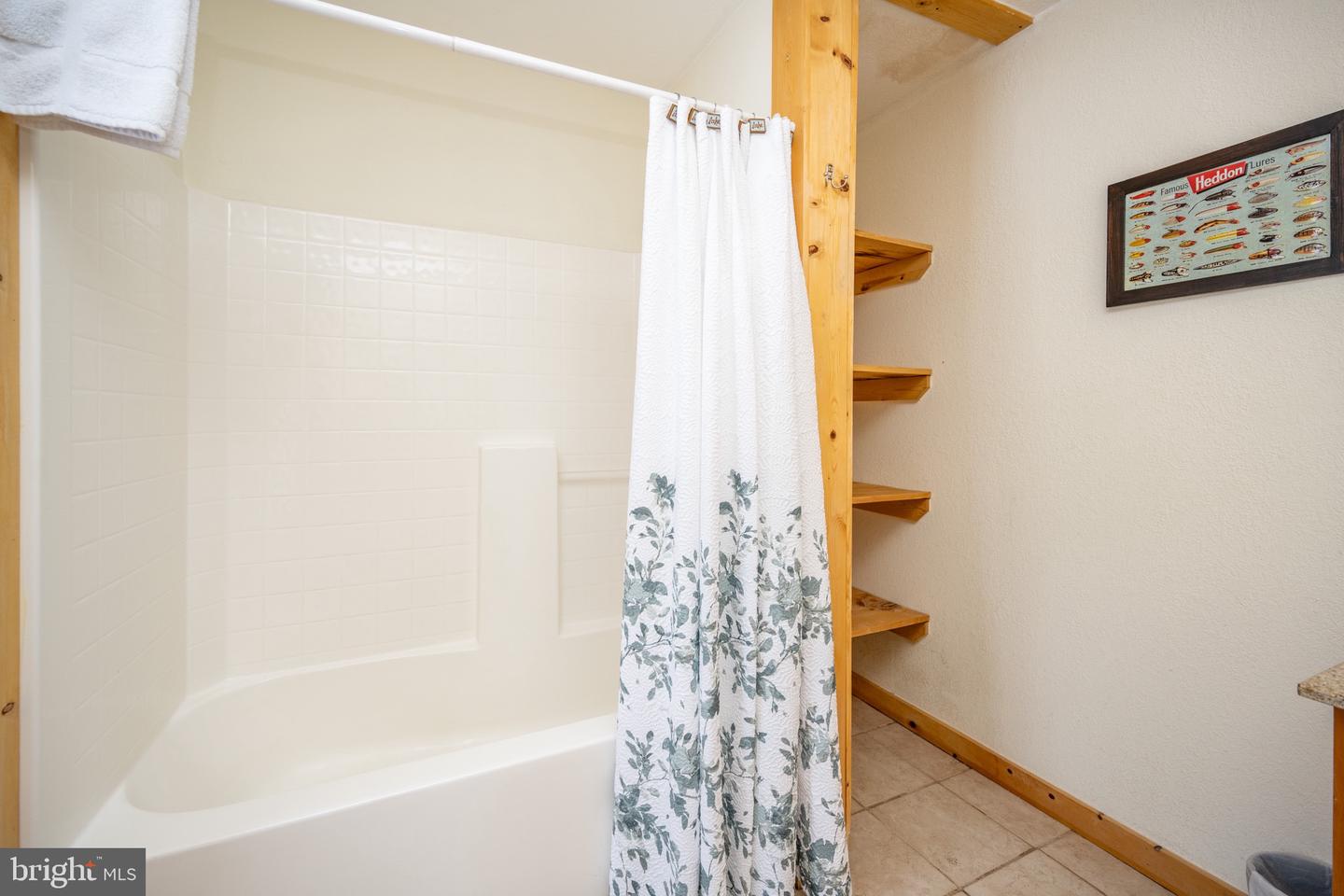 65 Village Dr #6