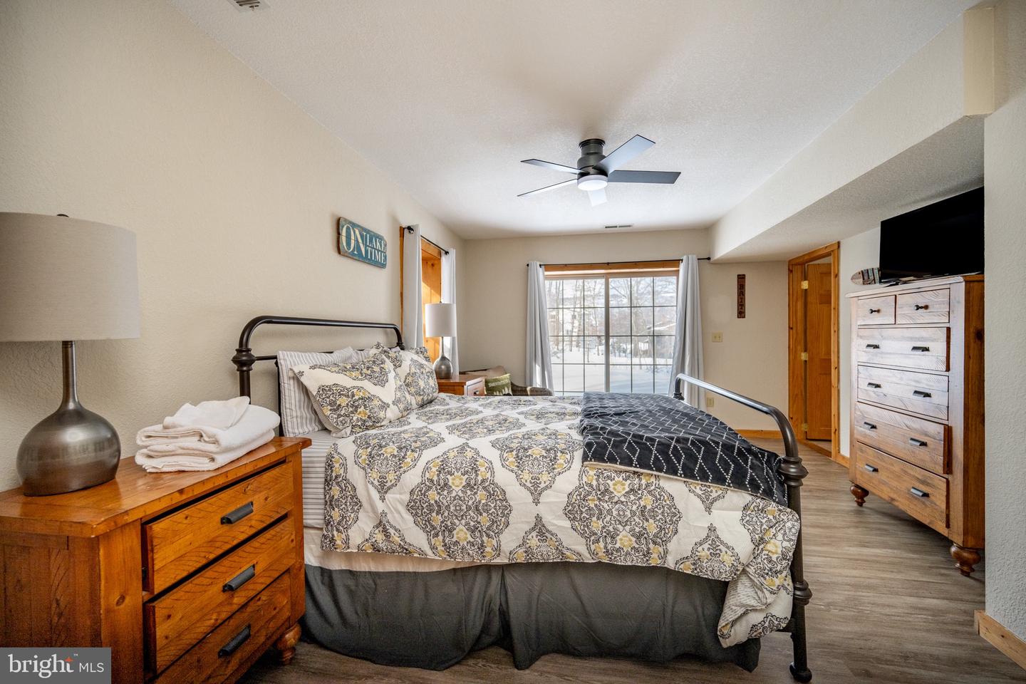 65 Village Dr #6