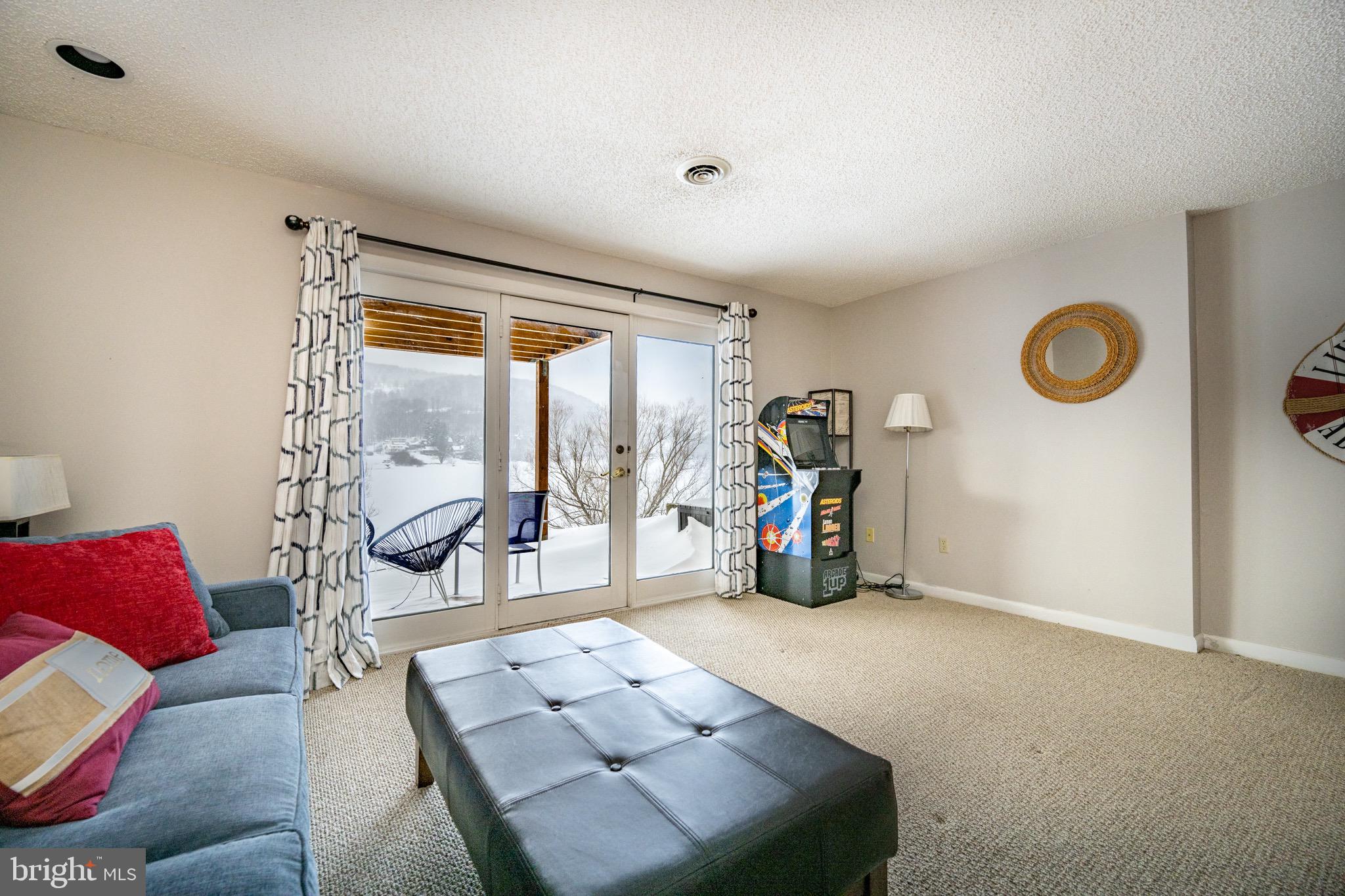 1333 Deep Creek Dr #5