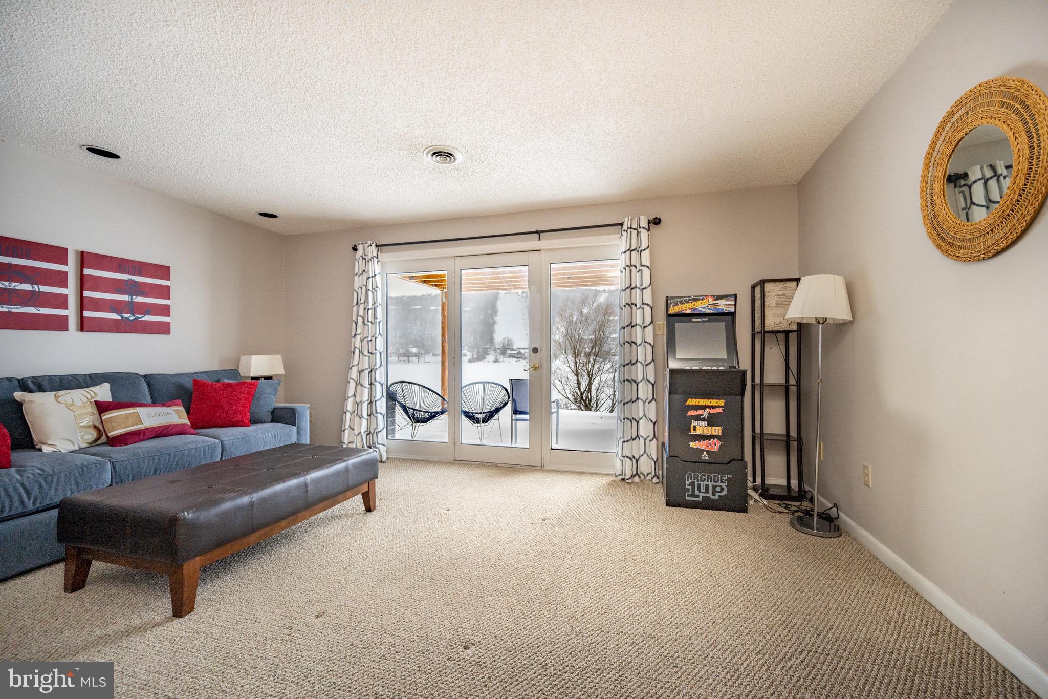 1333 Deep Creek Dr #5