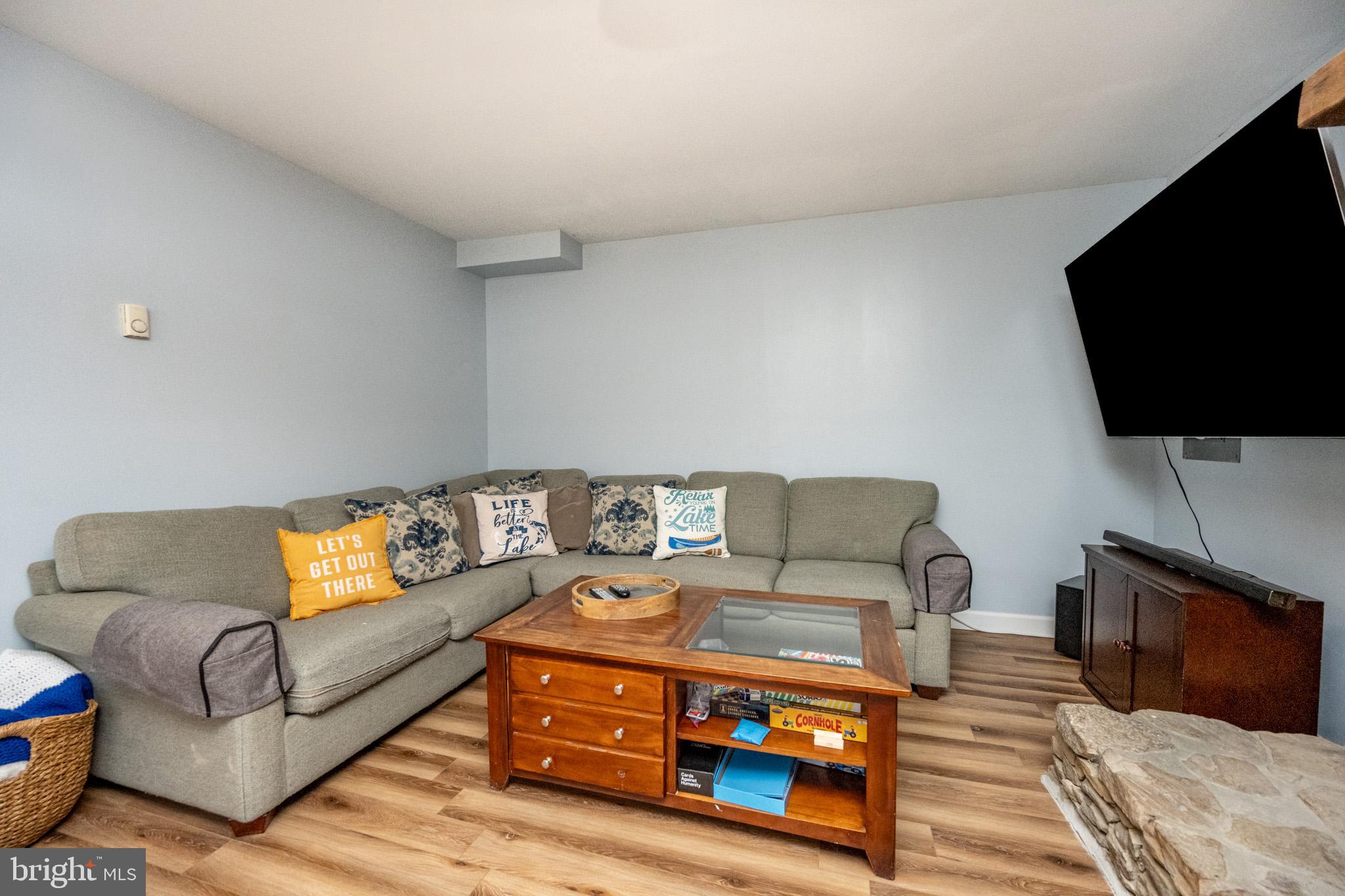 103 Sugar Maple Ln