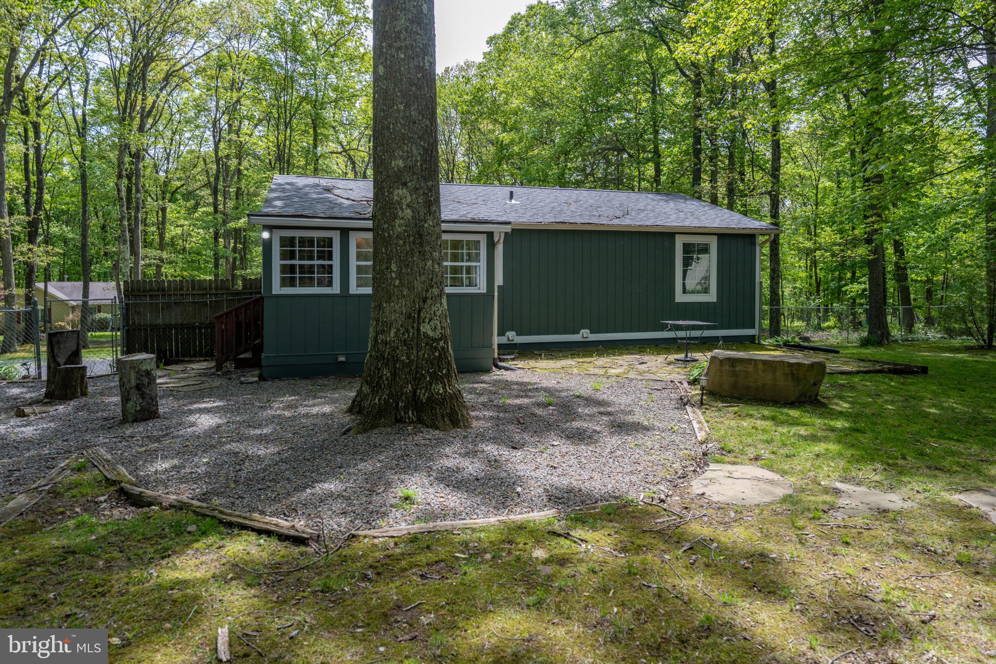 103 Sugar Maple Ln