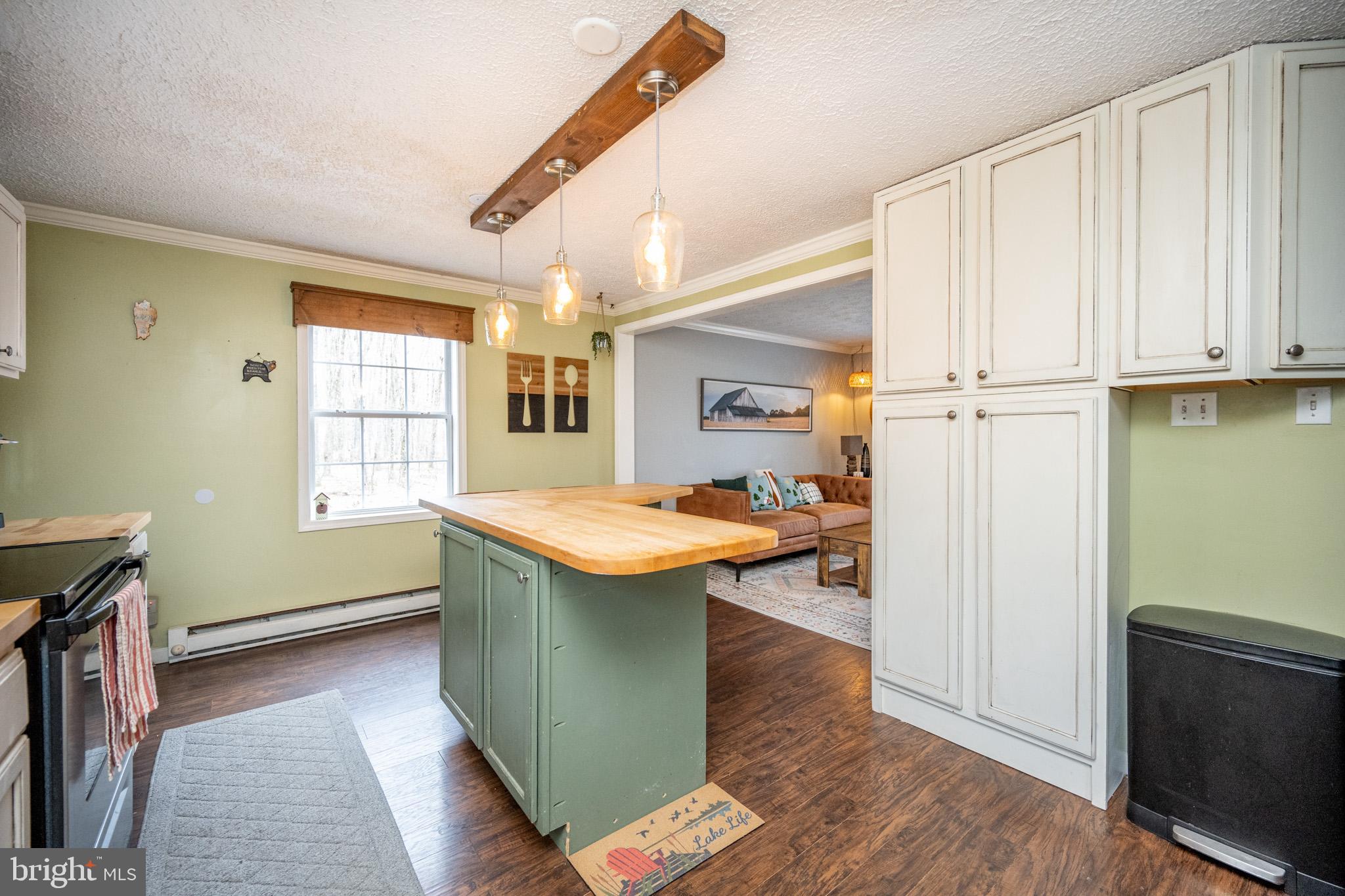 103 Sugar Maple Ln