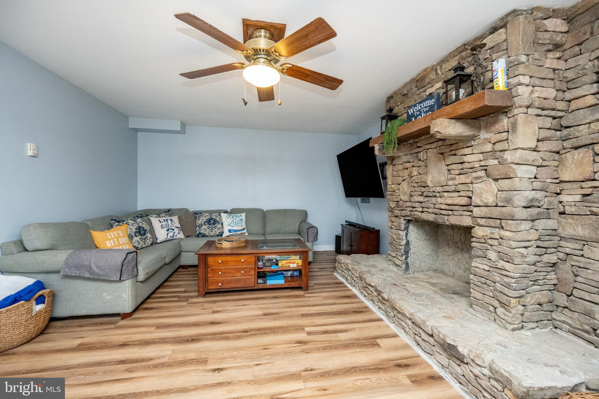 103 Sugar Maple Ln