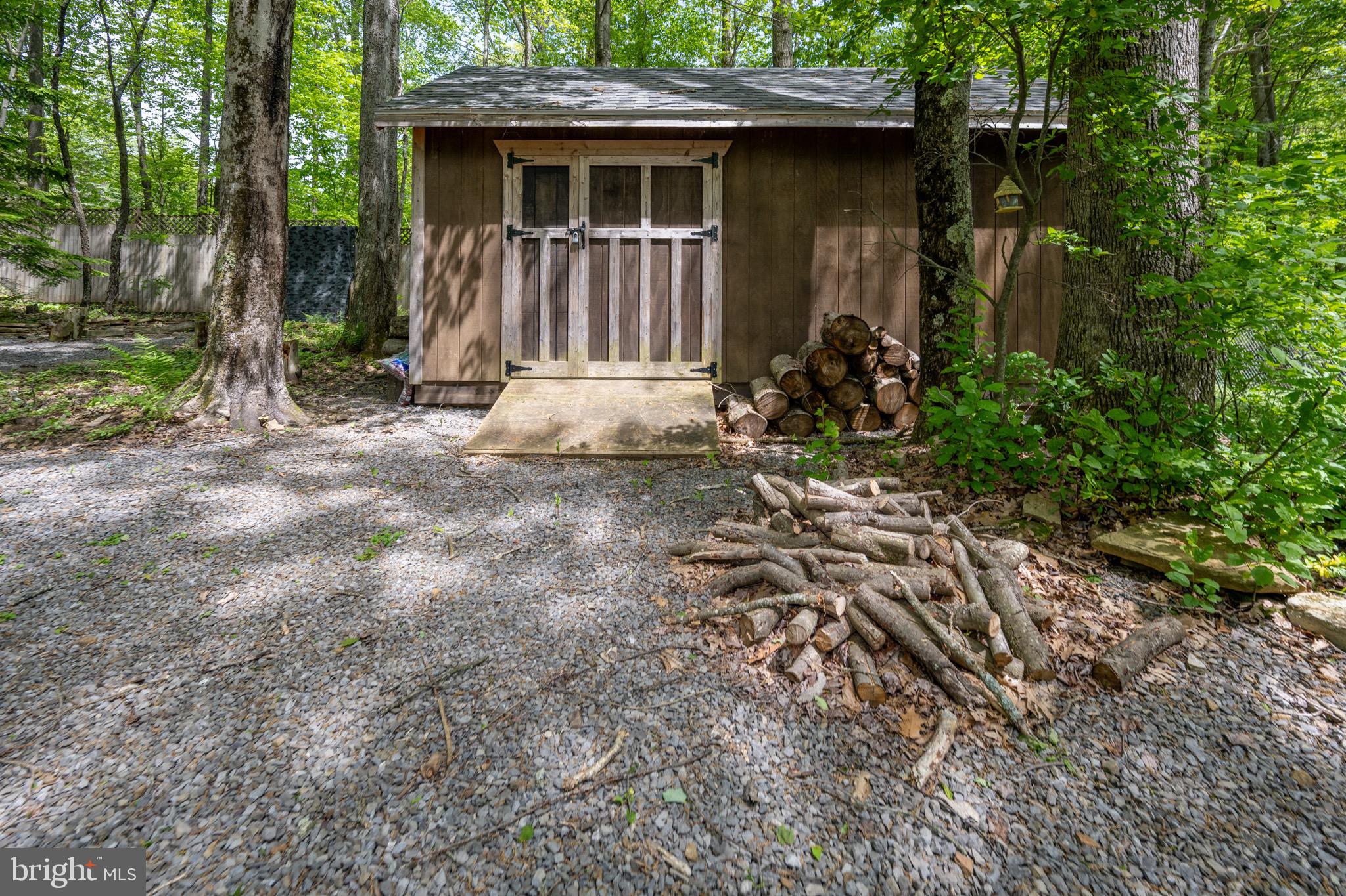103 Sugar Maple Ln