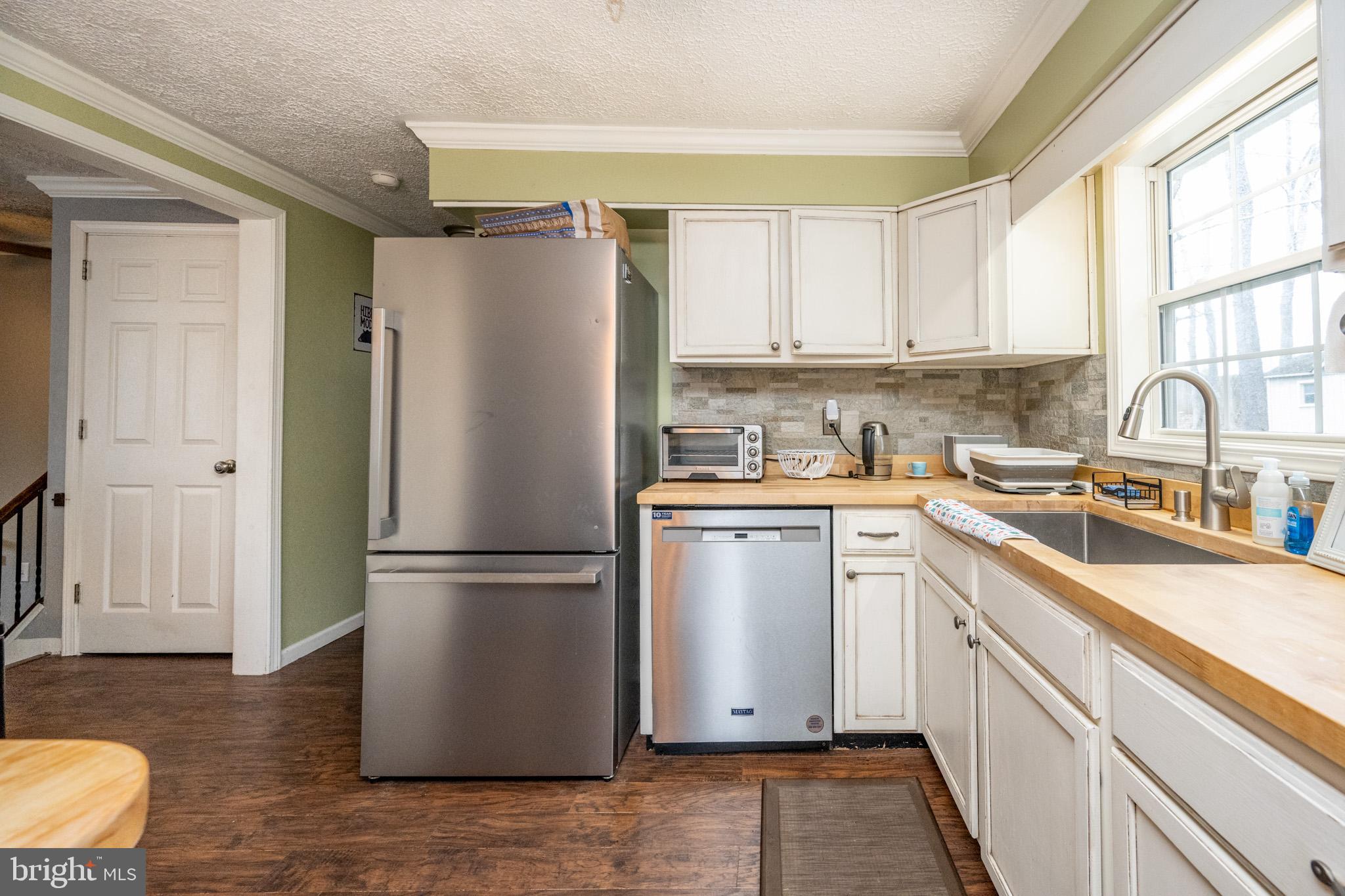 103 Sugar Maple Ln