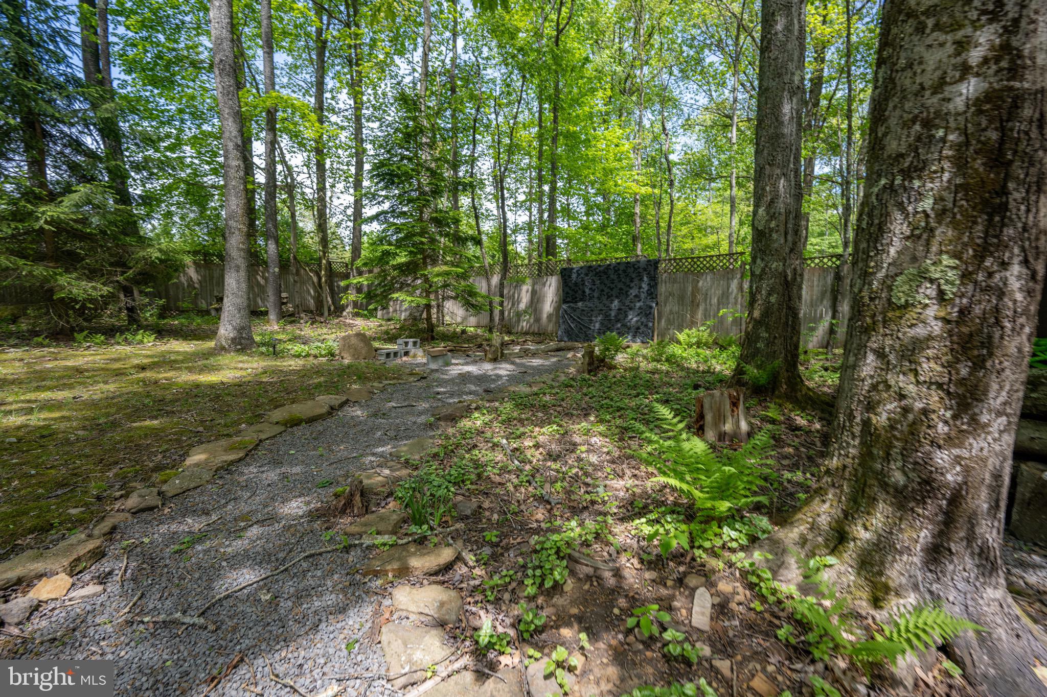 103 Sugar Maple Ln