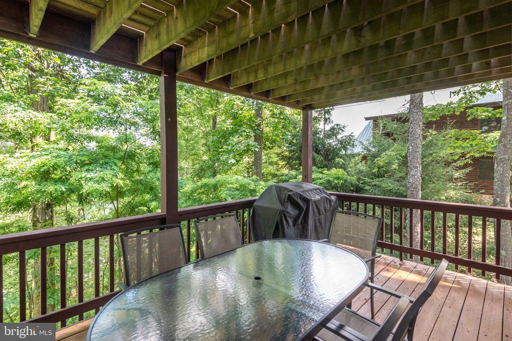 615 DEEP CREEK HIGHLANDS ROAD