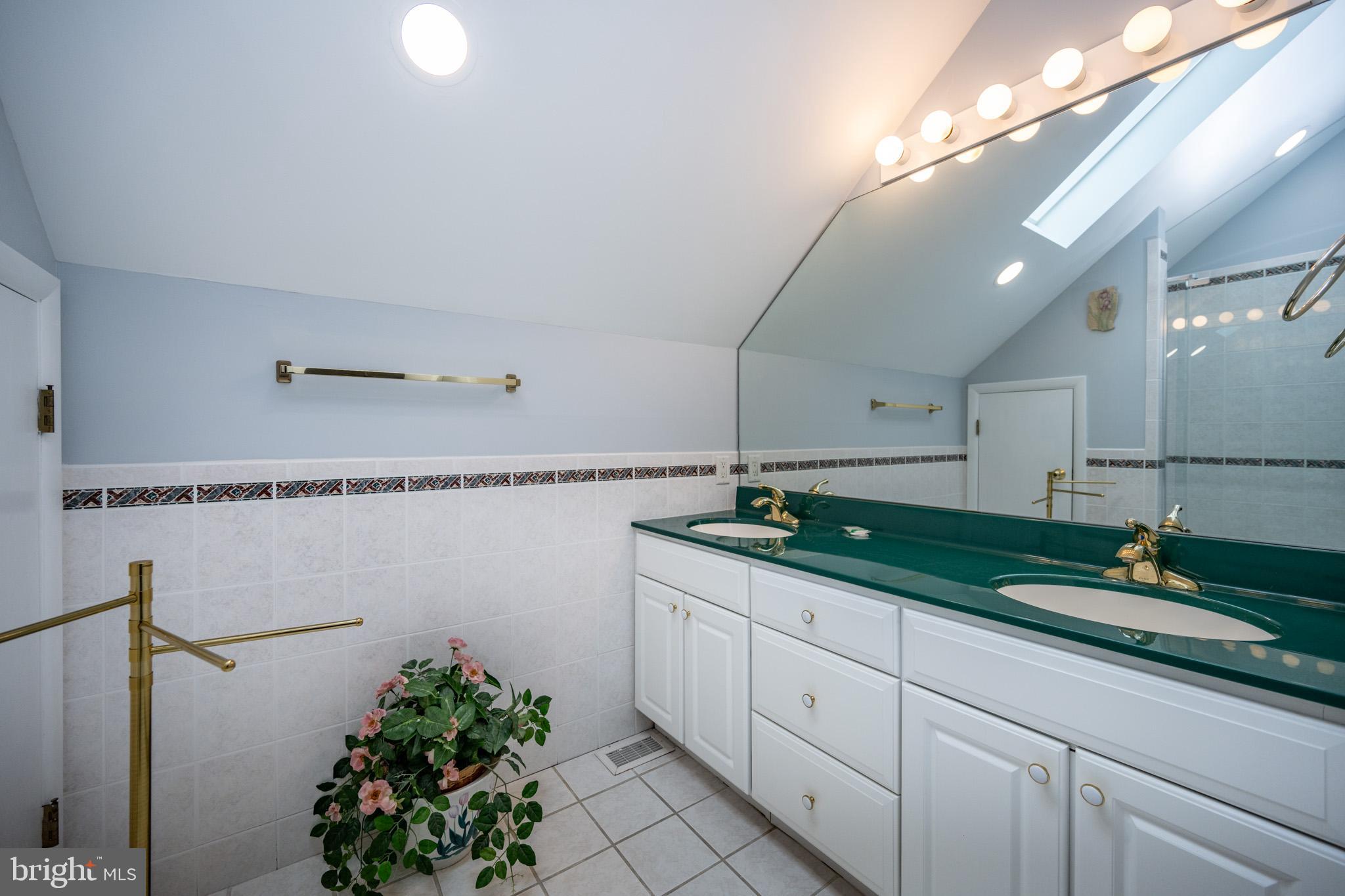 257 Marsh Hill Rd #7