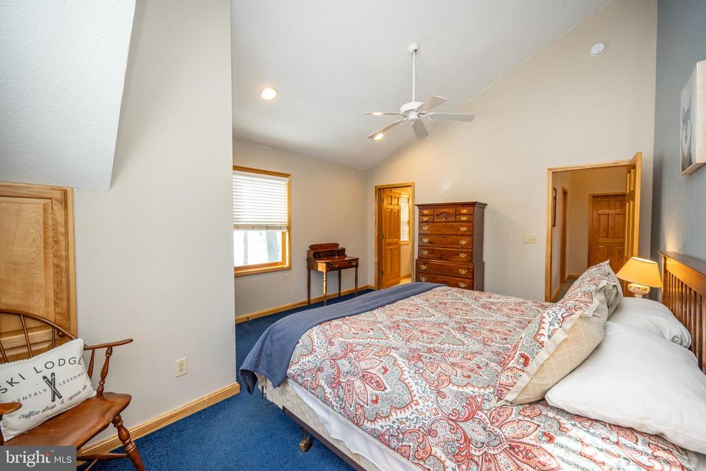 36 RIDGEWOOD DRIVE