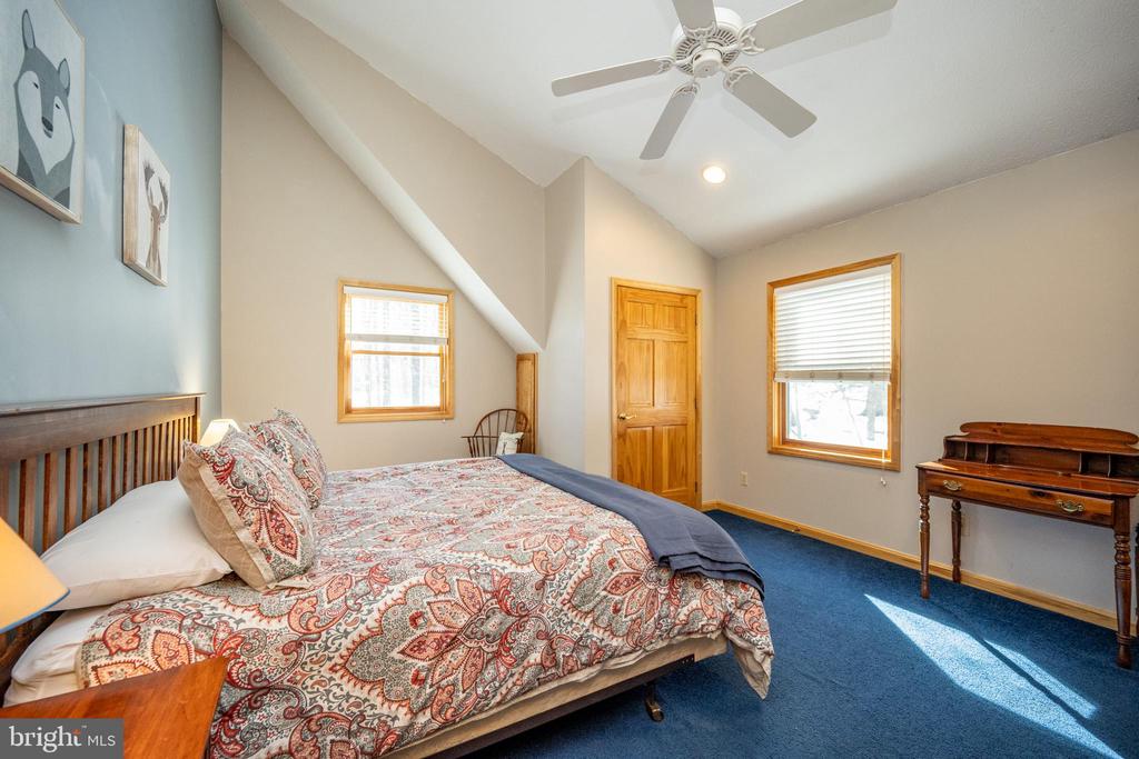 36 RIDGEWOOD DRIVE