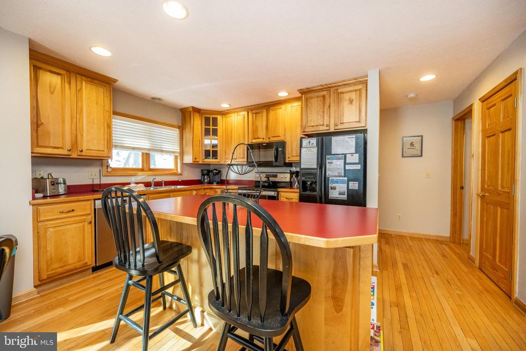 36 RIDGEWOOD DRIVE
