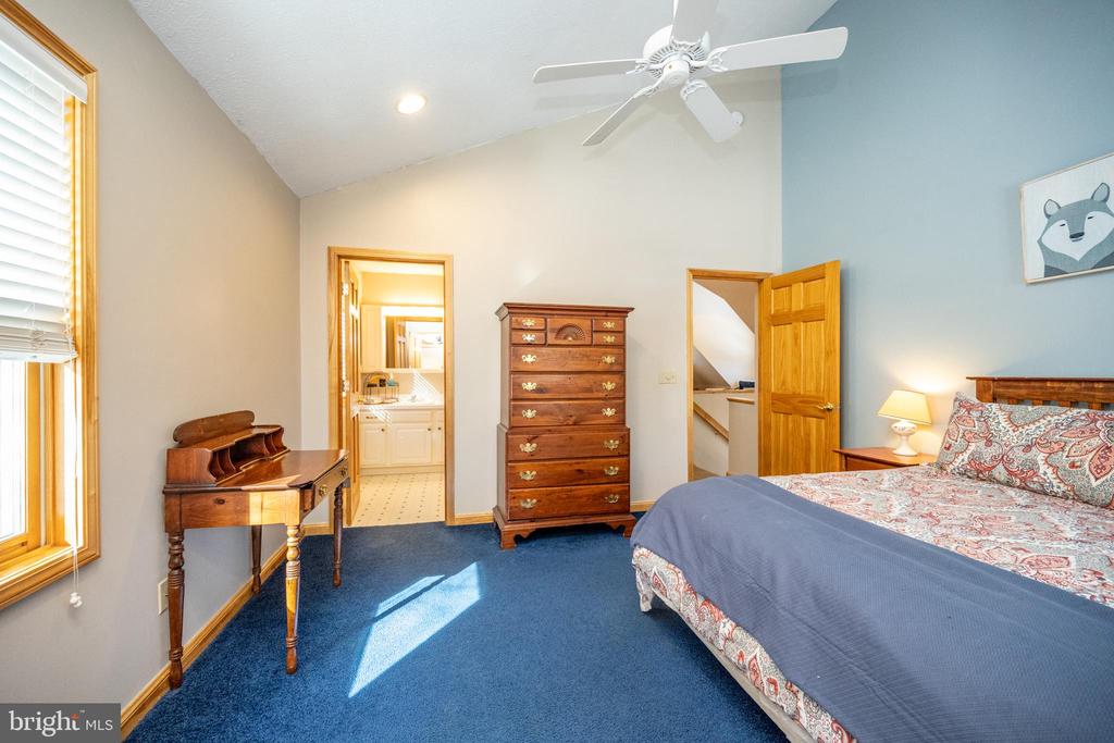 36 RIDGEWOOD DRIVE