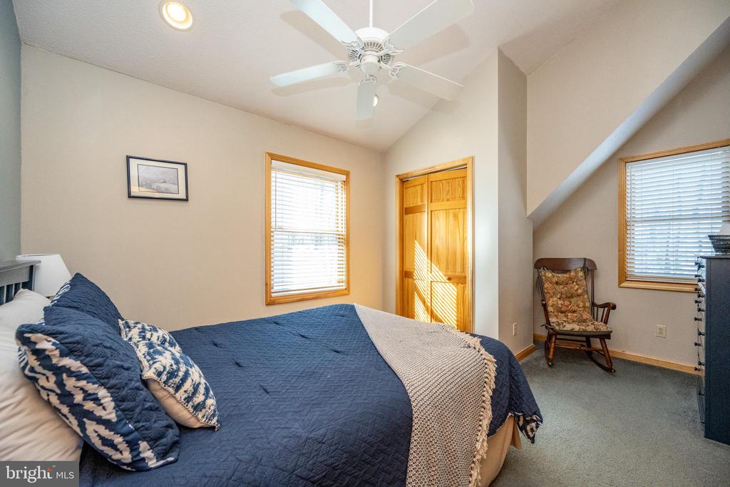 36 RIDGEWOOD DRIVE