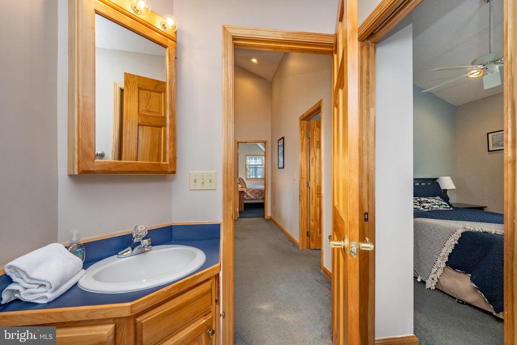 36 RIDGEWOOD DRIVE