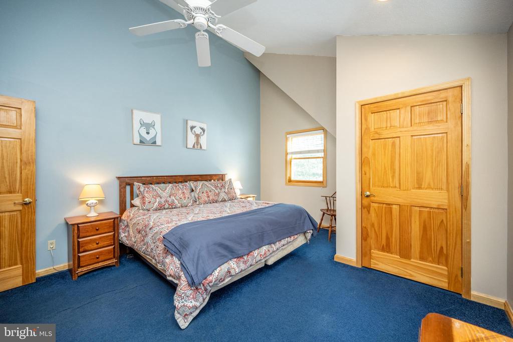 36 RIDGEWOOD DRIVE