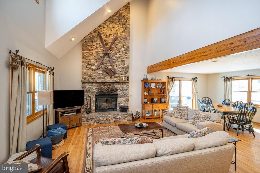 36 RIDGEWOOD DRIVE