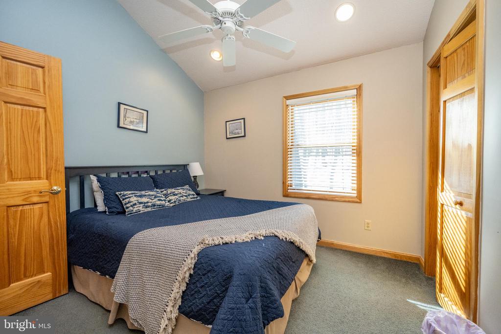 36 RIDGEWOOD DRIVE