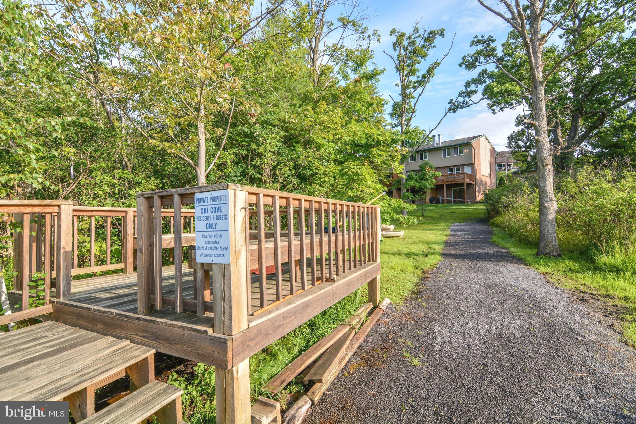 2355 Deep Creek Dr #1