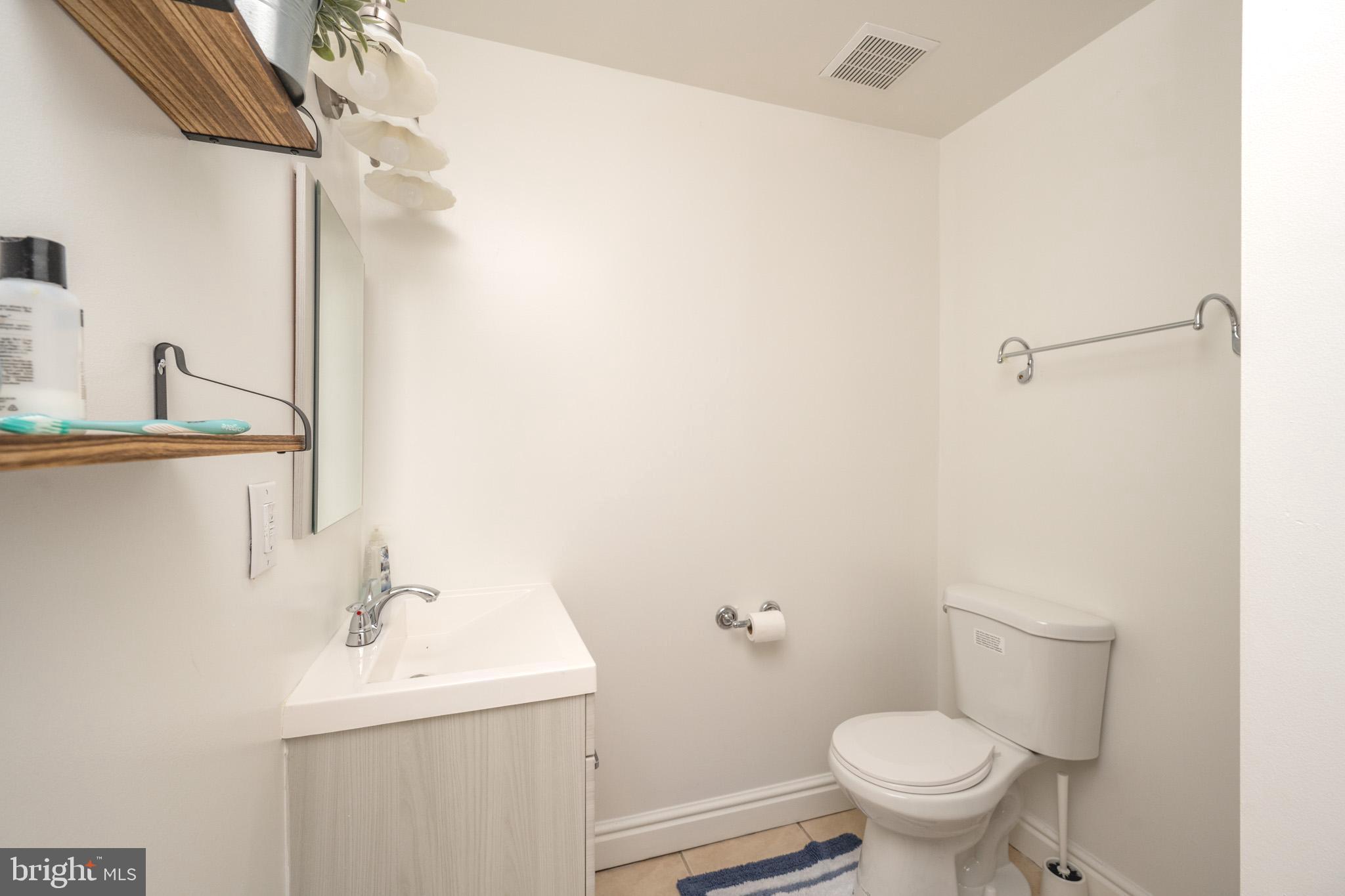 2355 Deep Creek Dr #1
