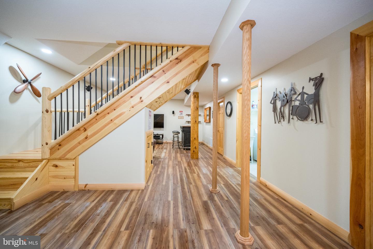 45 Deer Crest Ct