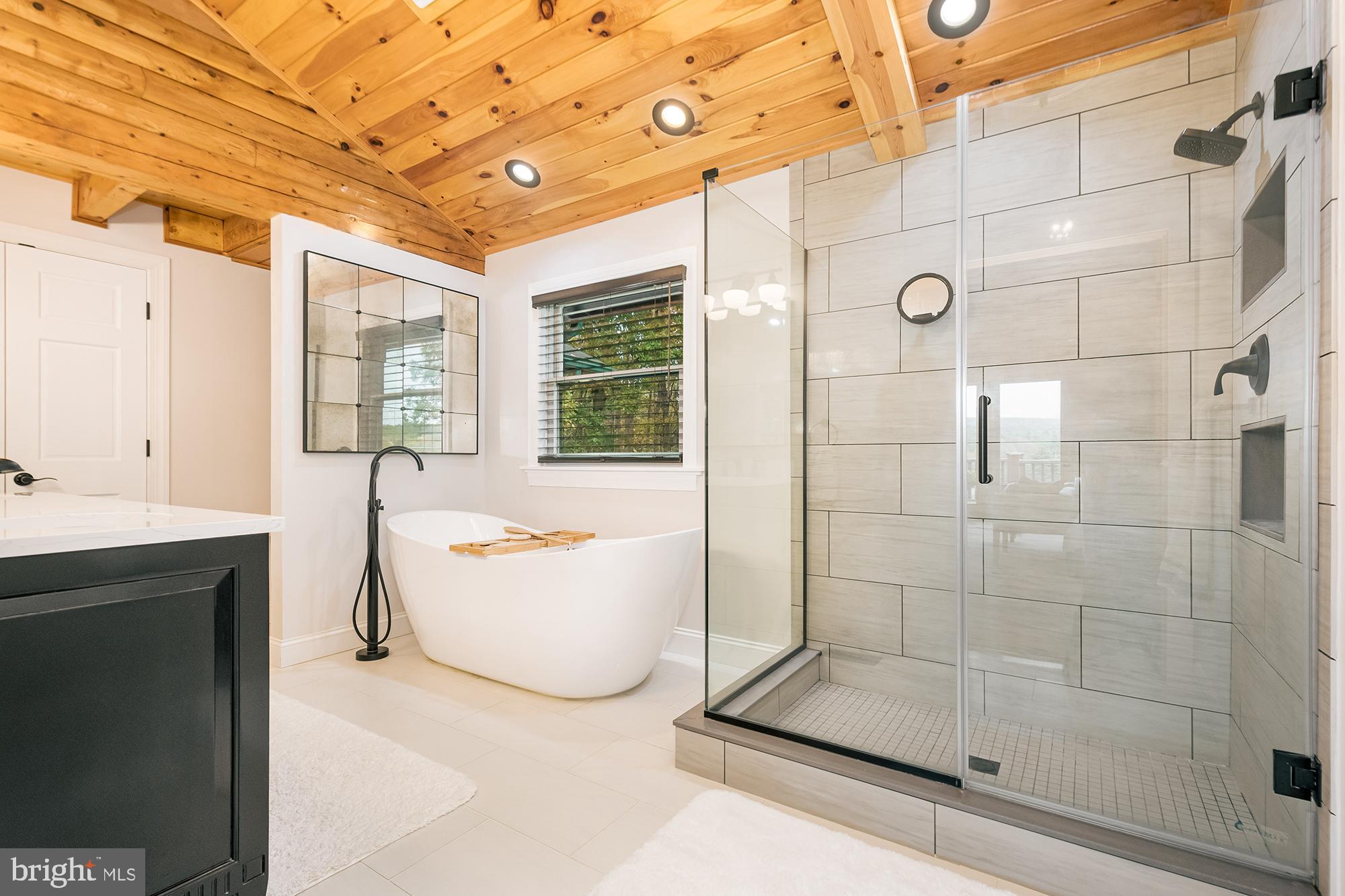 324 Penn Cove Rd