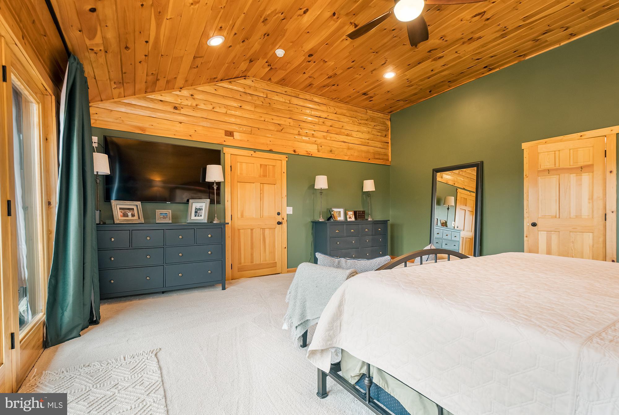 324 Penn Cove Rd