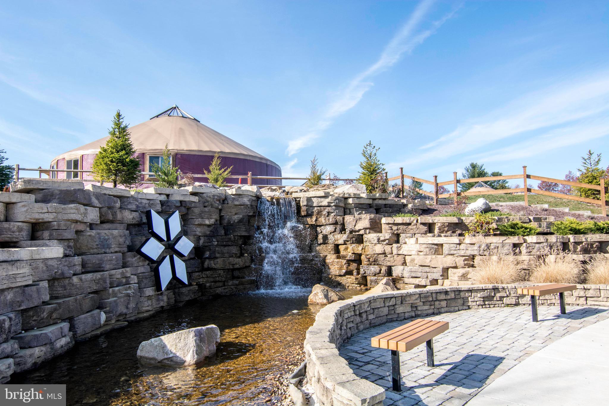 290 Marsh Hill Rd #402k