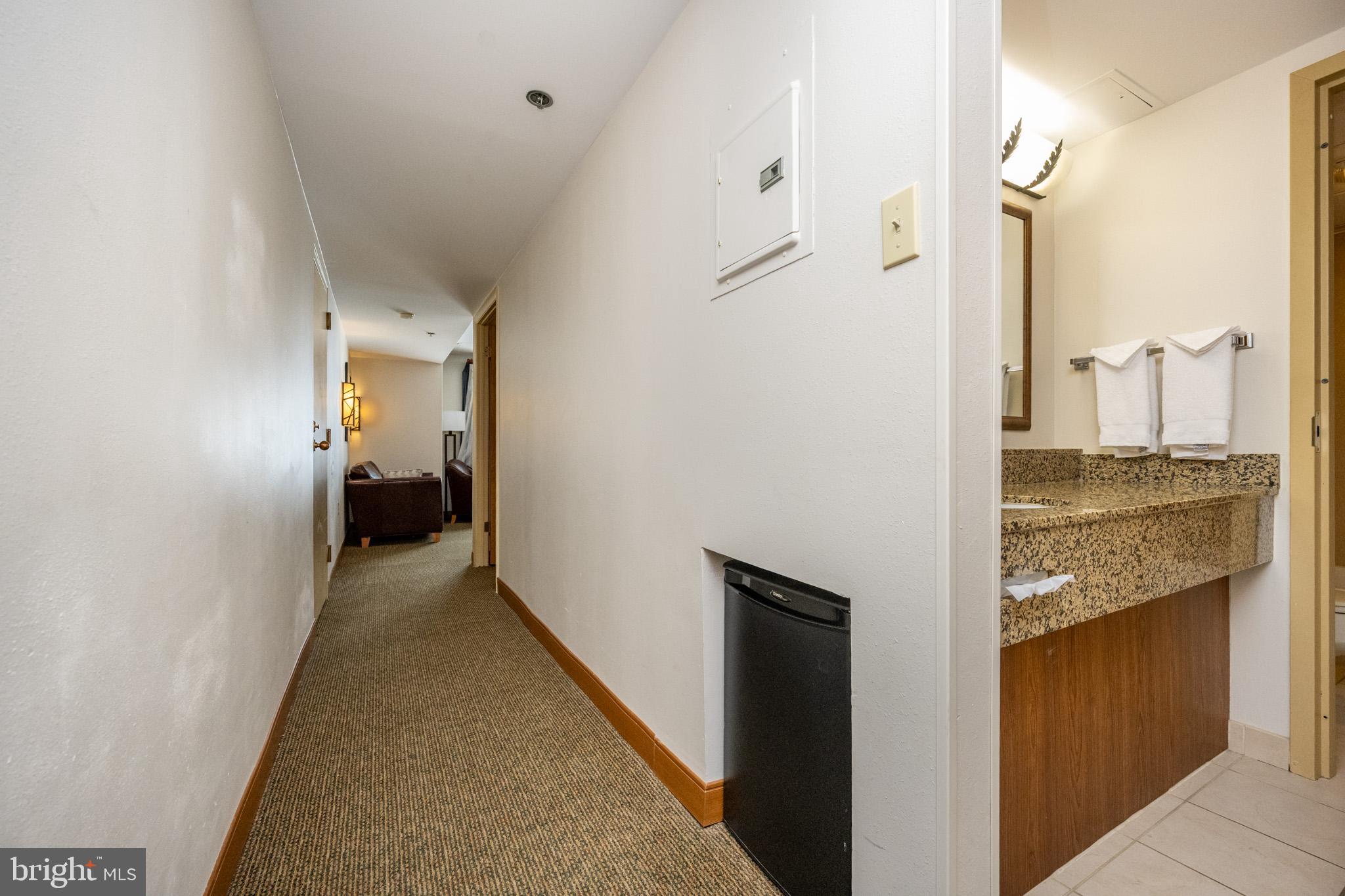290 Marsh Hill Rd #402k