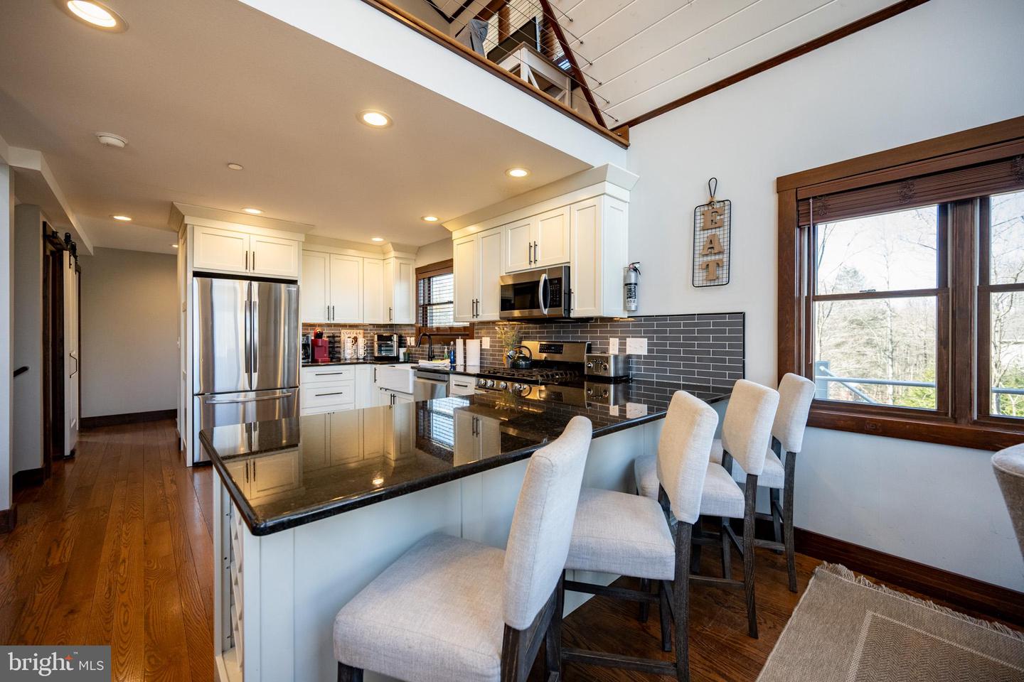 267 Woodlands Hill Ln