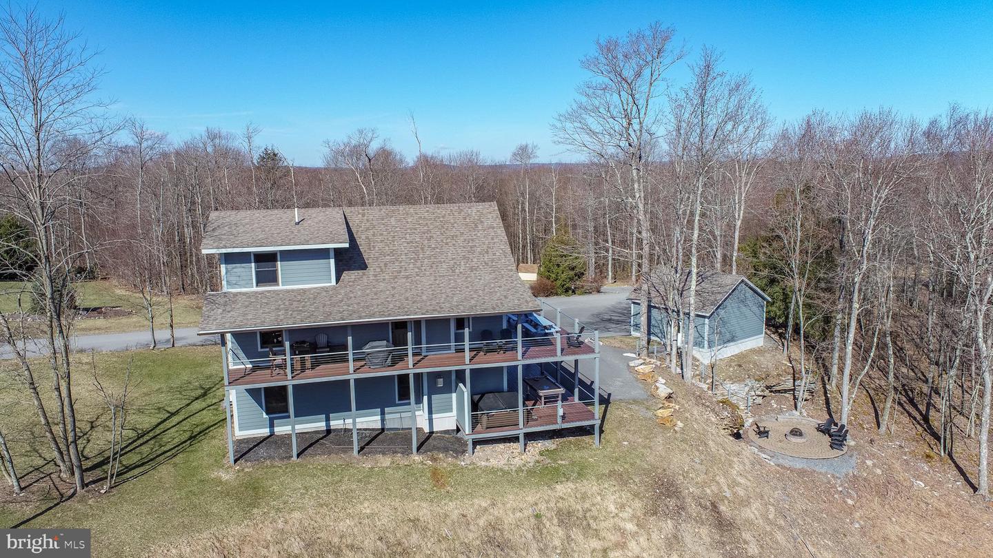 267 Woodlands Hill Ln