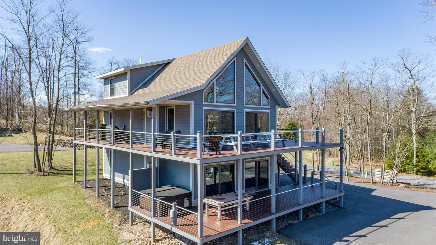 267 Woodlands Hill Ln