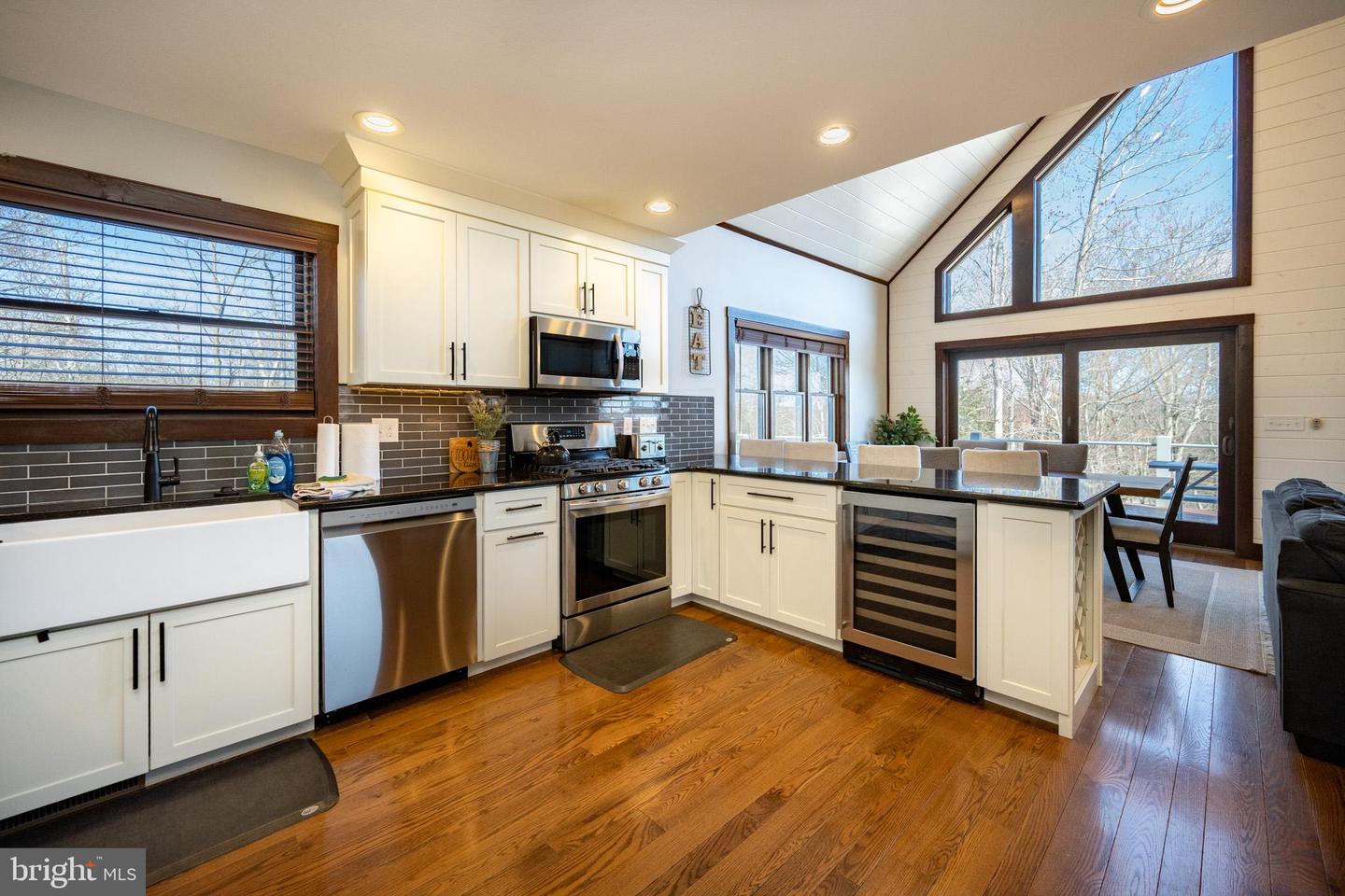 267 Woodlands Hill Ln