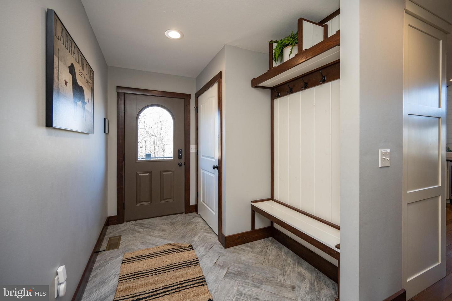 267 Woodlands Hill Ln