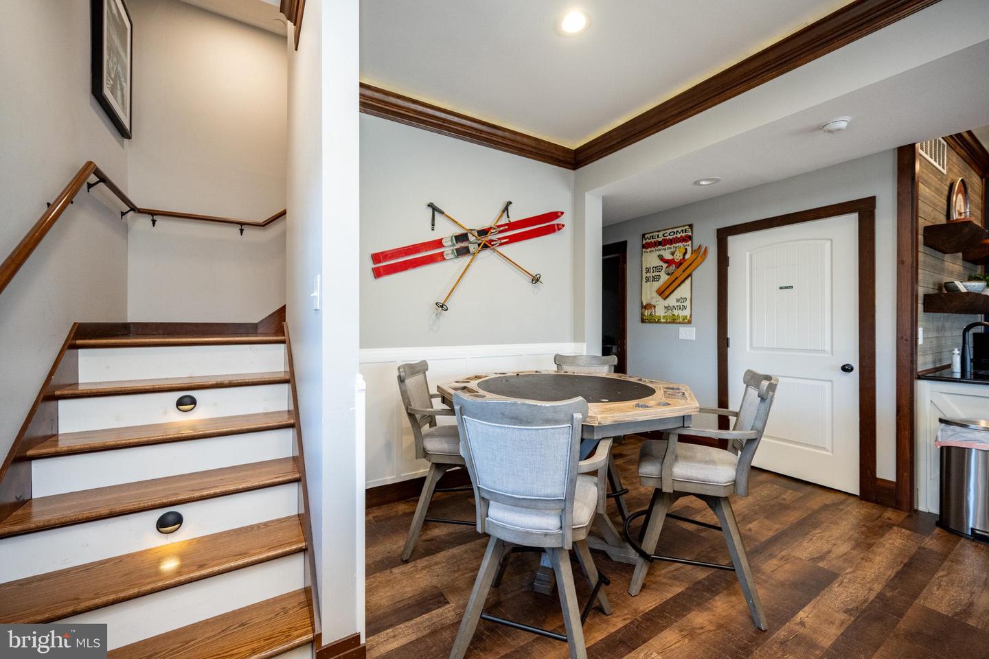 267 Woodlands Hill Ln