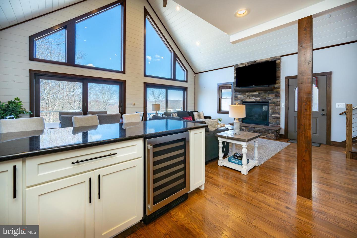 267 Woodlands Hill Ln