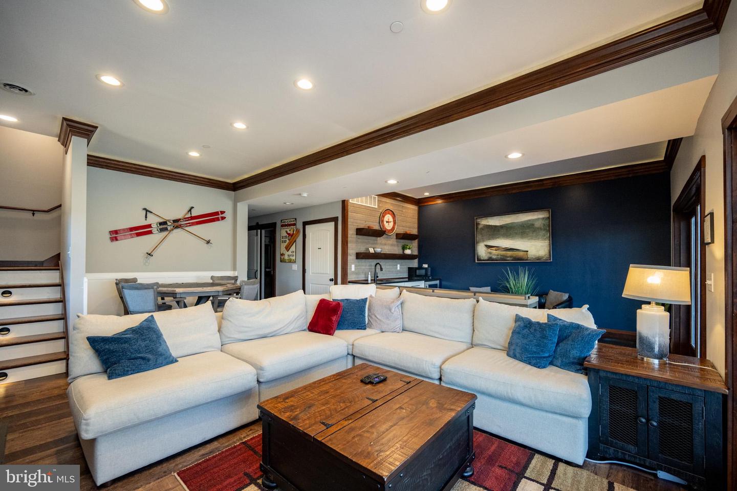 267 Woodlands Hill Ln