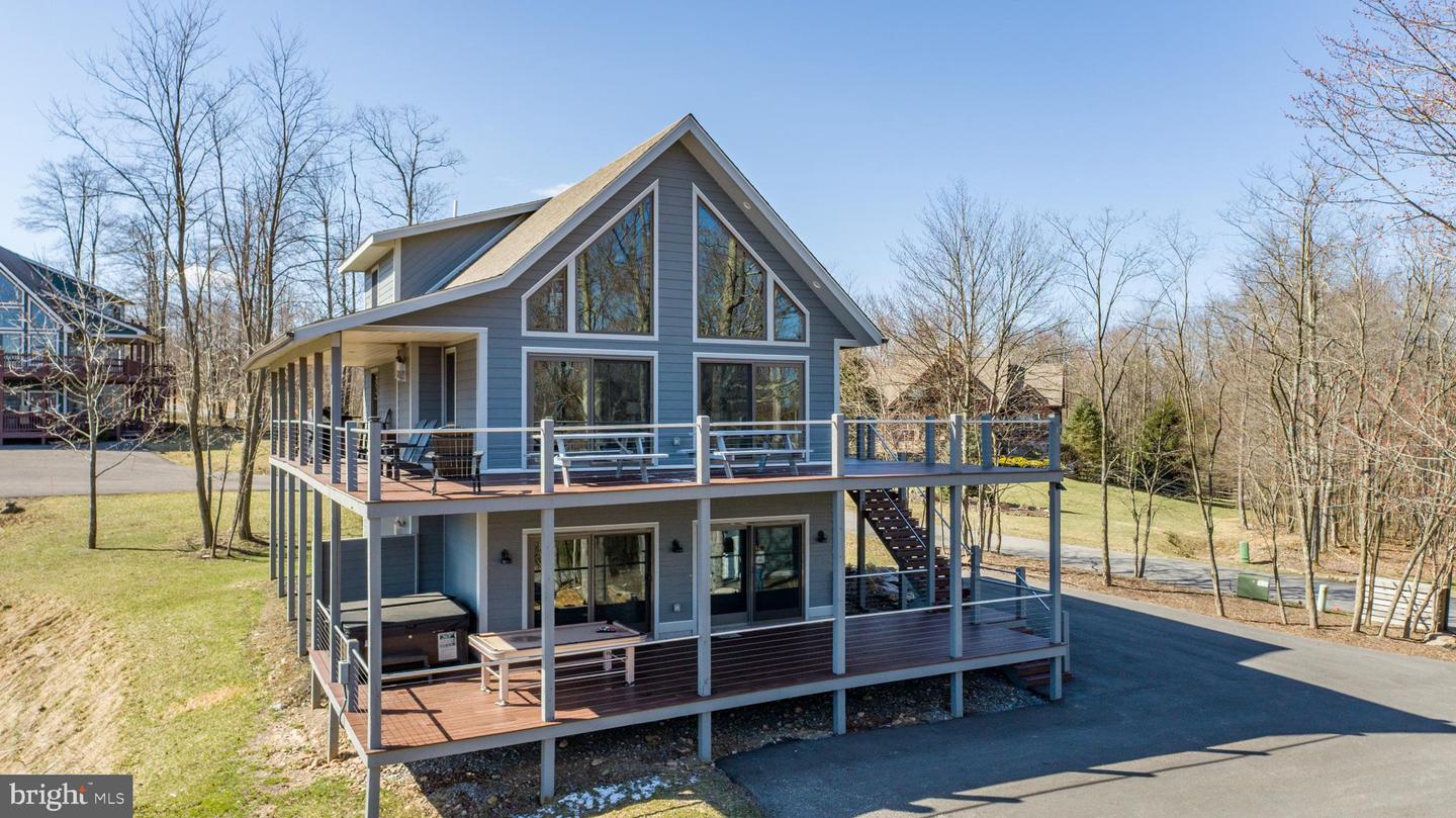 267 Woodlands Hill Ln
