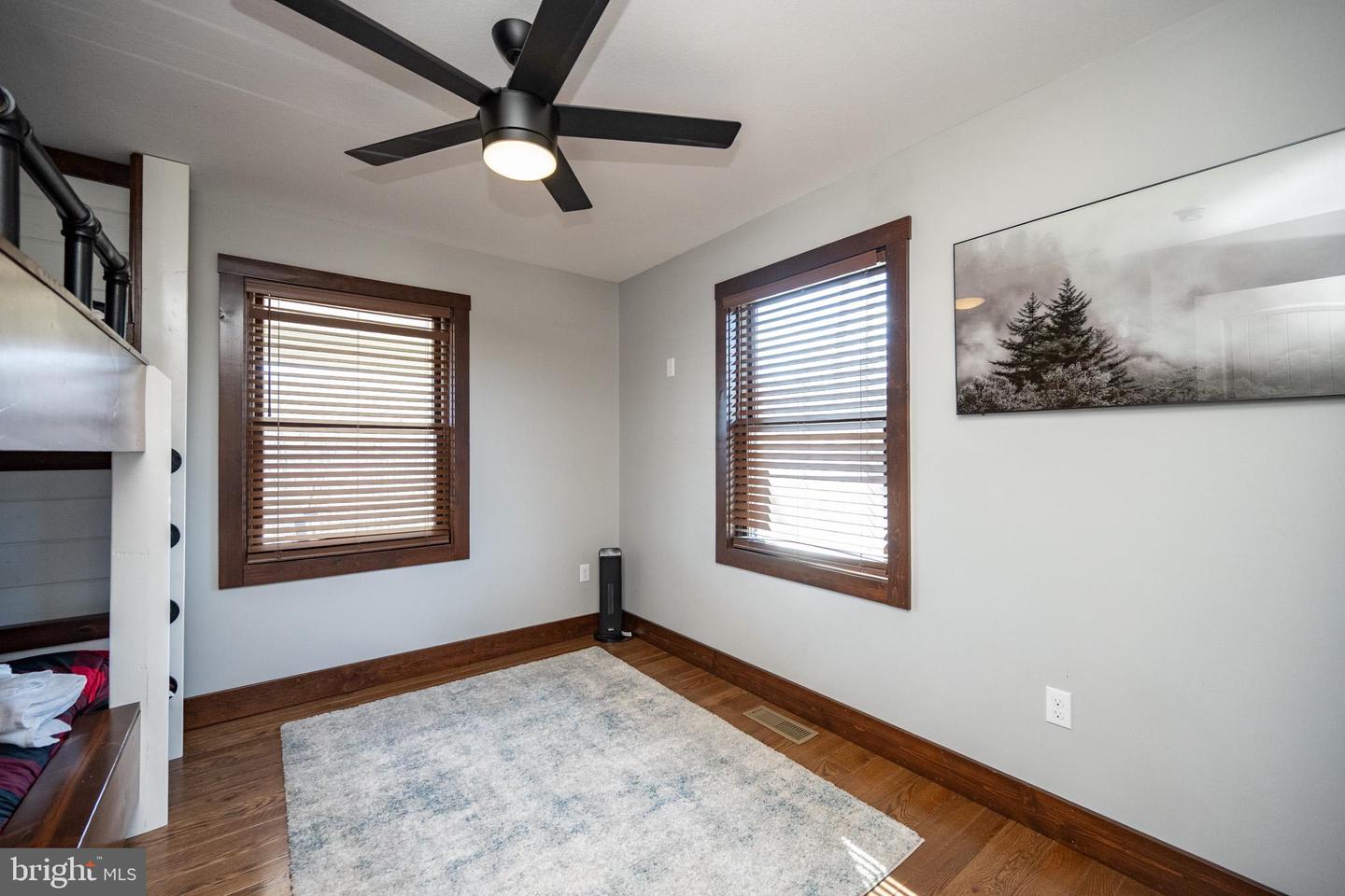267 Woodlands Hill Ln