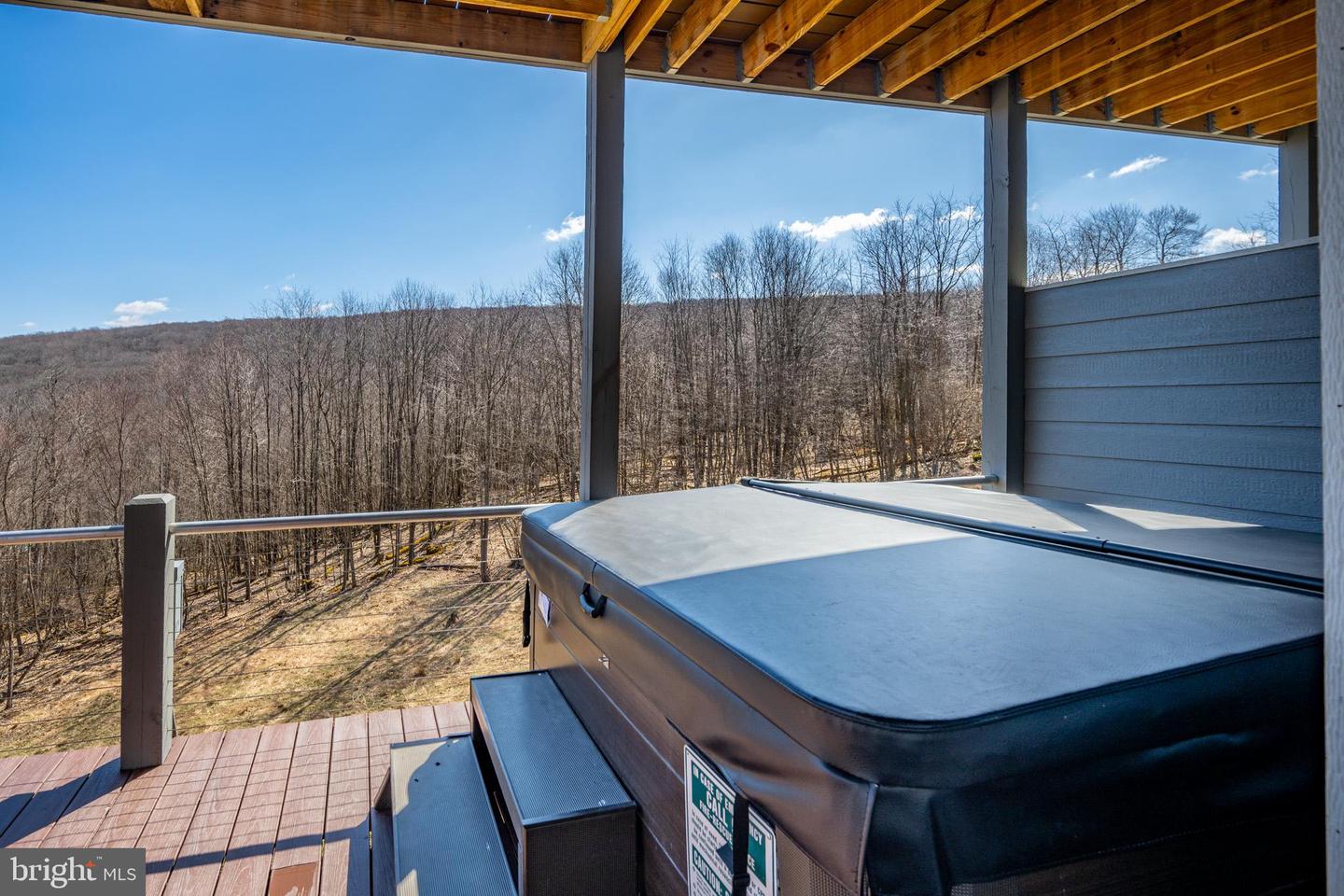 267 Woodlands Hill Ln