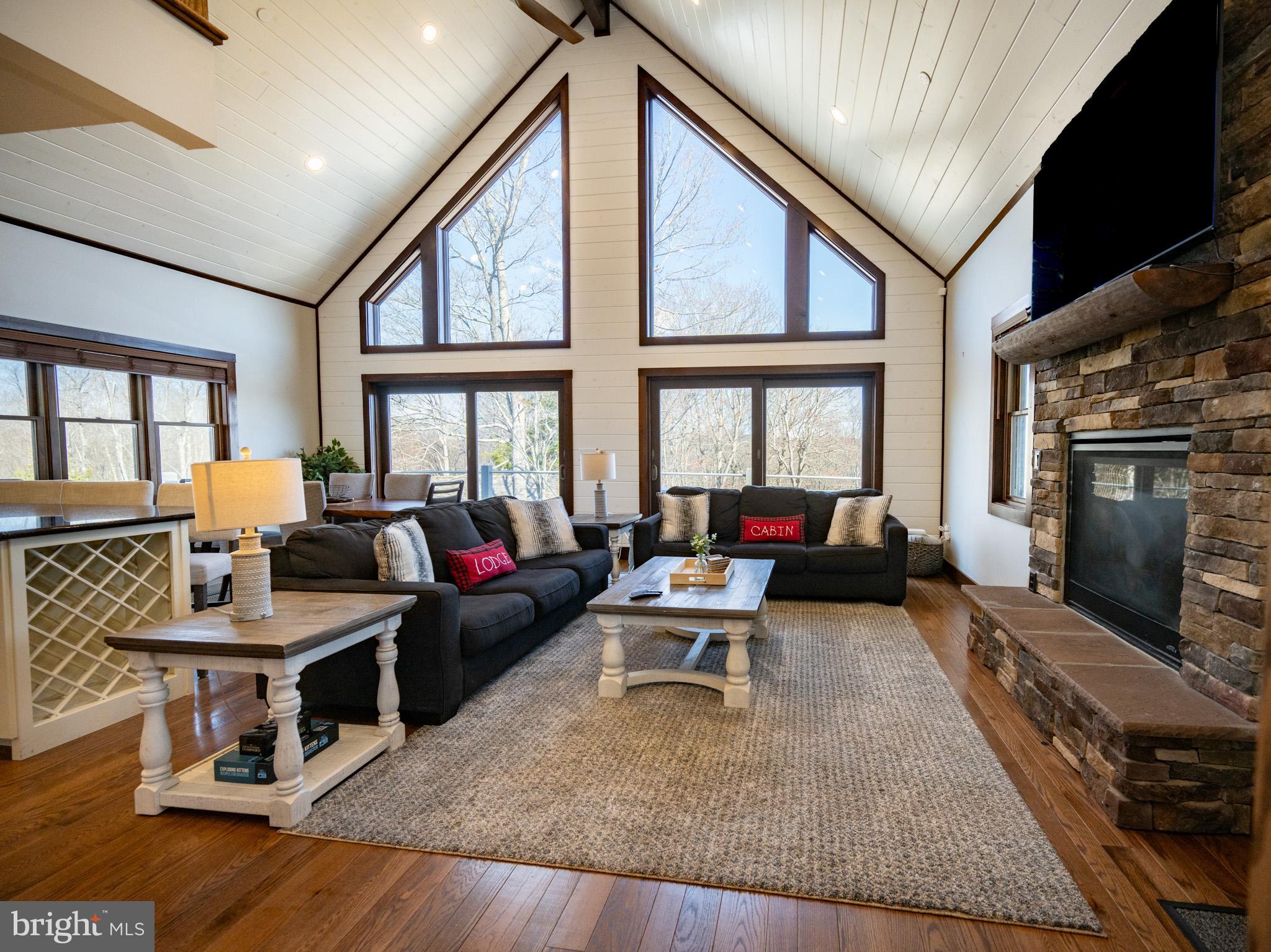 267 Woodlands Hill Ln