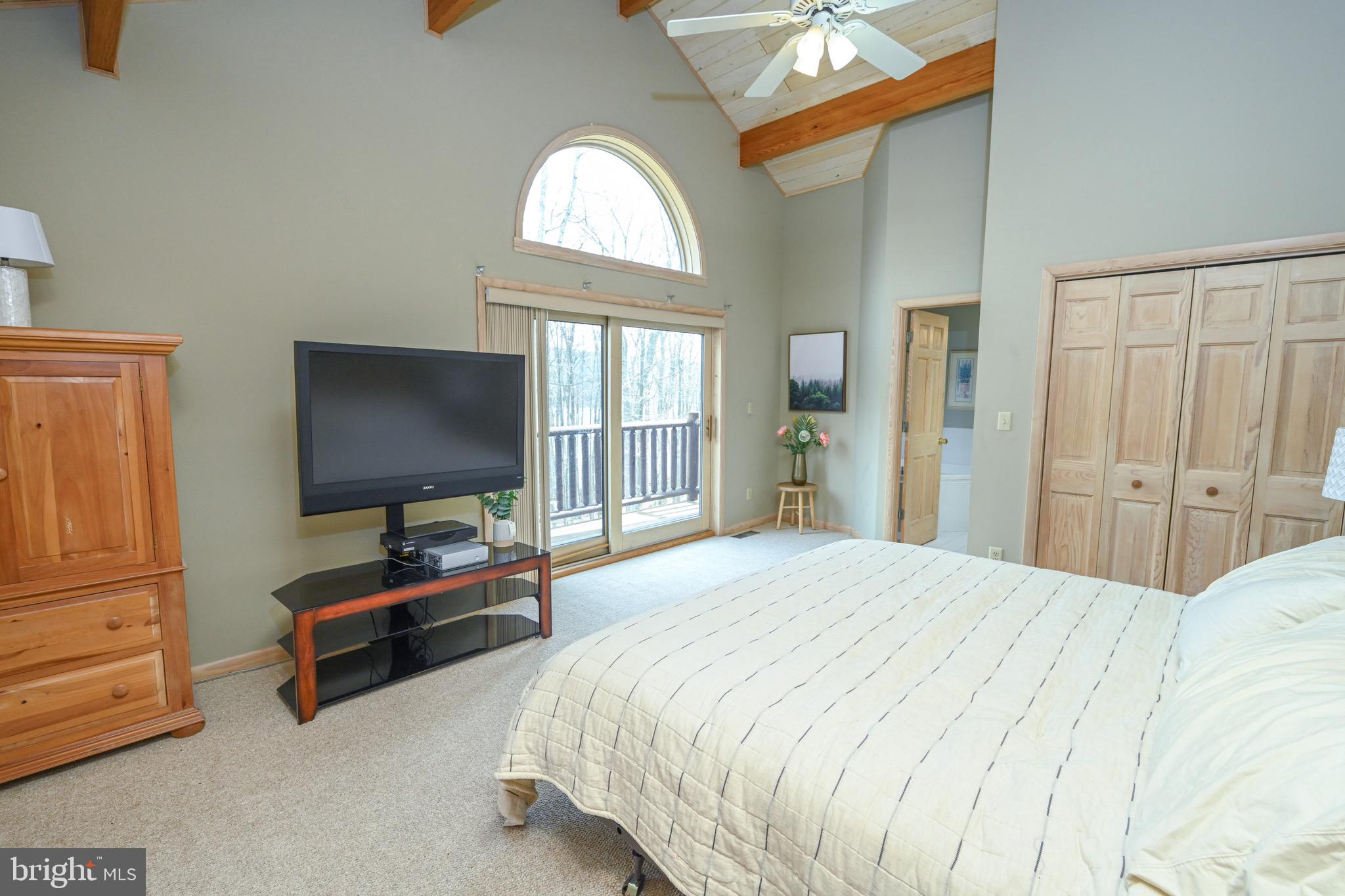 1419 SANDY SHORES ROAD