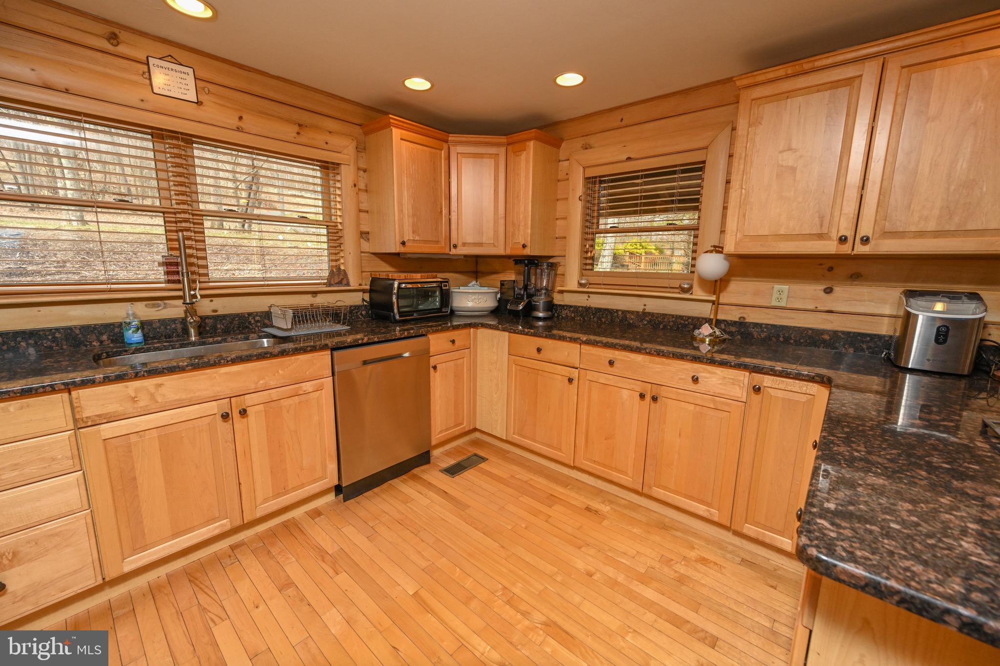 1419 SANDY SHORES ROAD