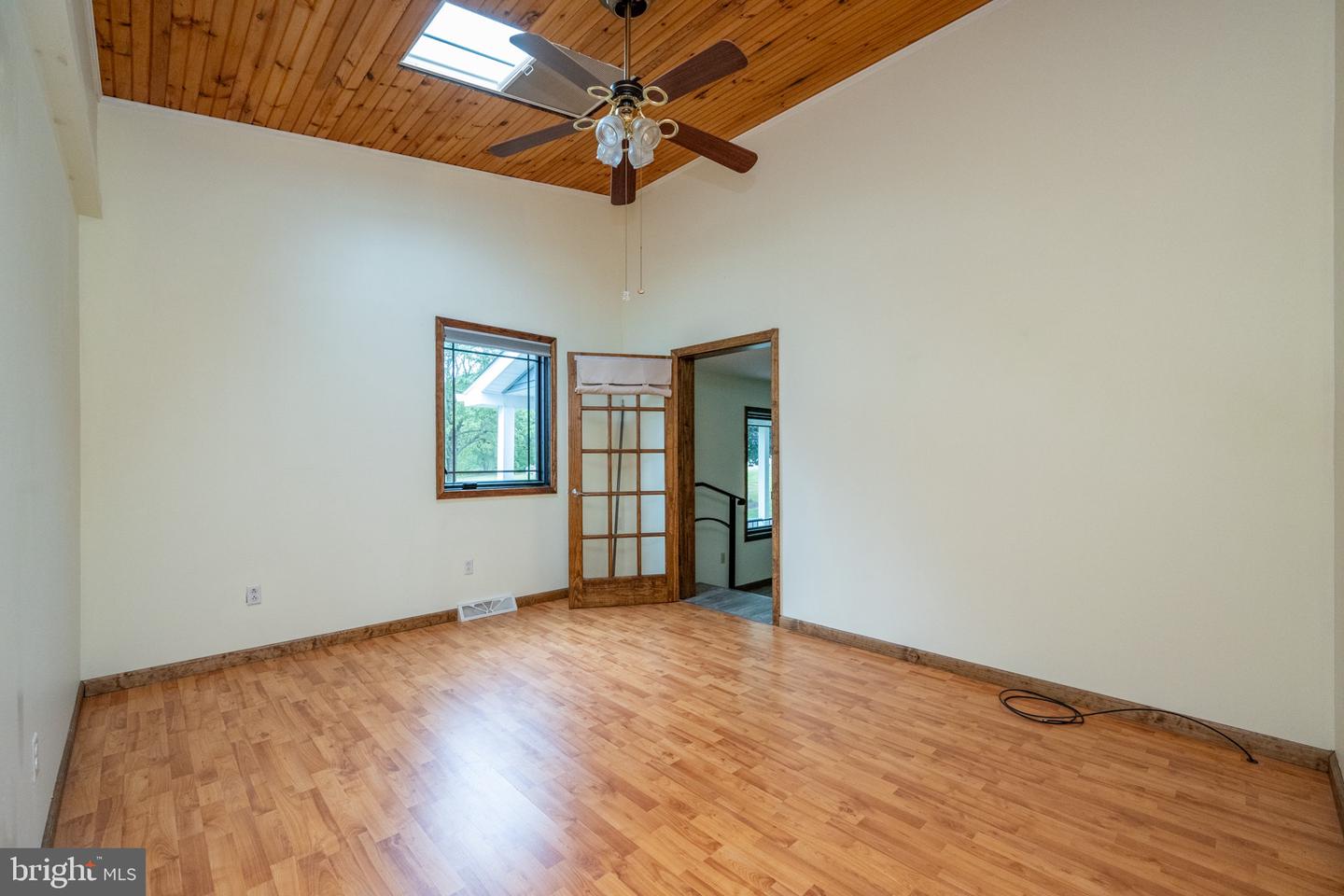 208 Drane Dr