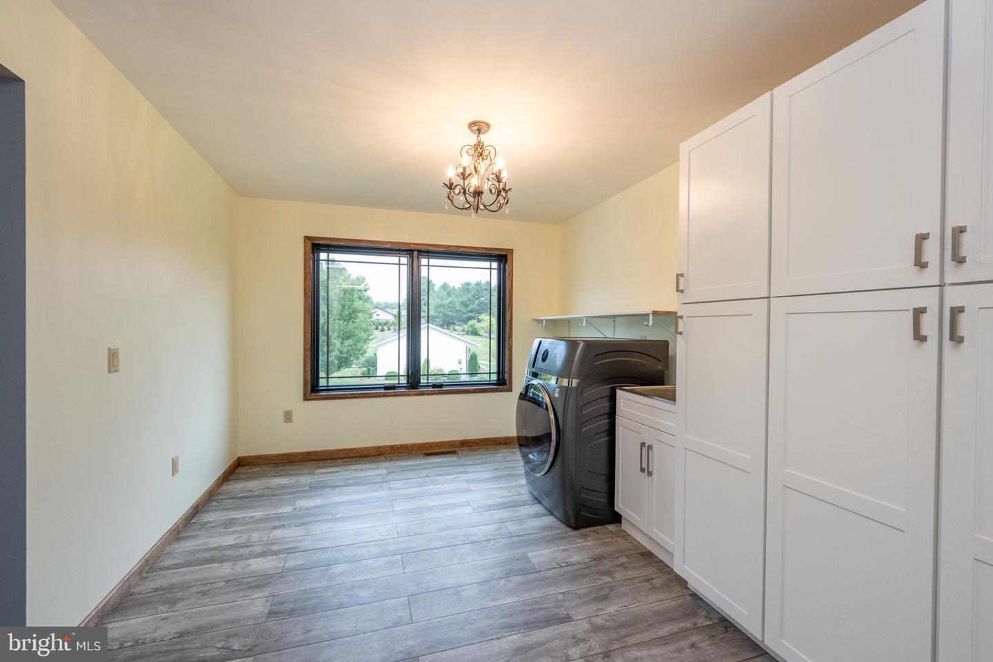 208 Drane Dr