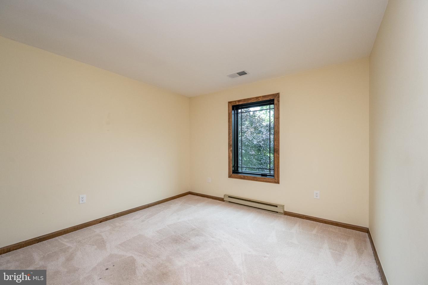 208 Drane Dr