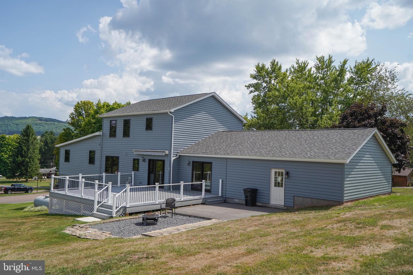 208 Drane Dr