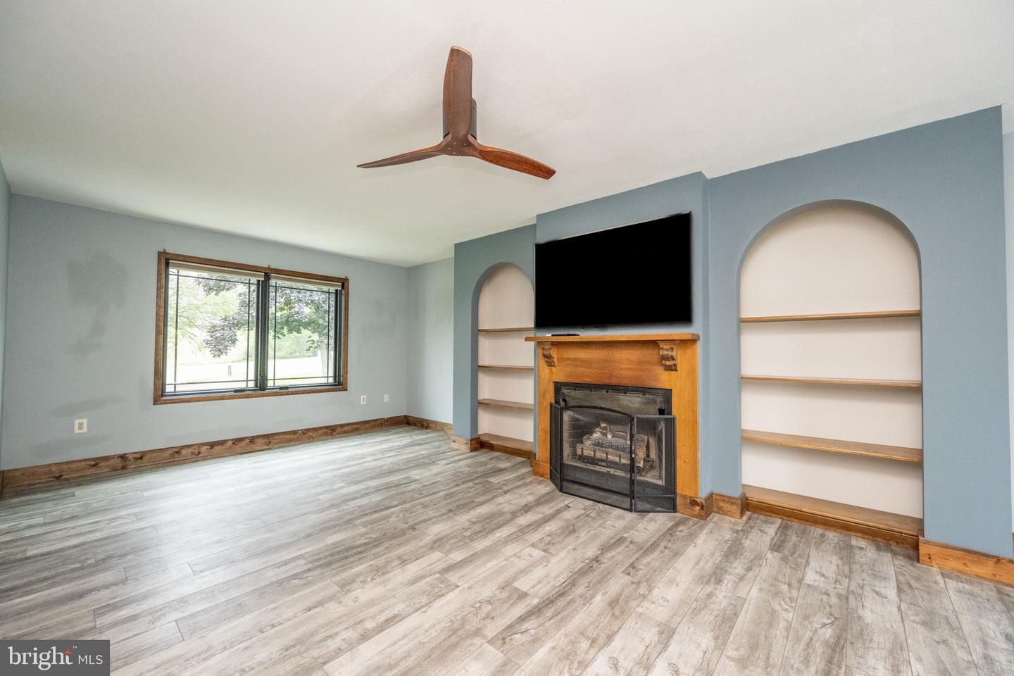 208 Drane Dr